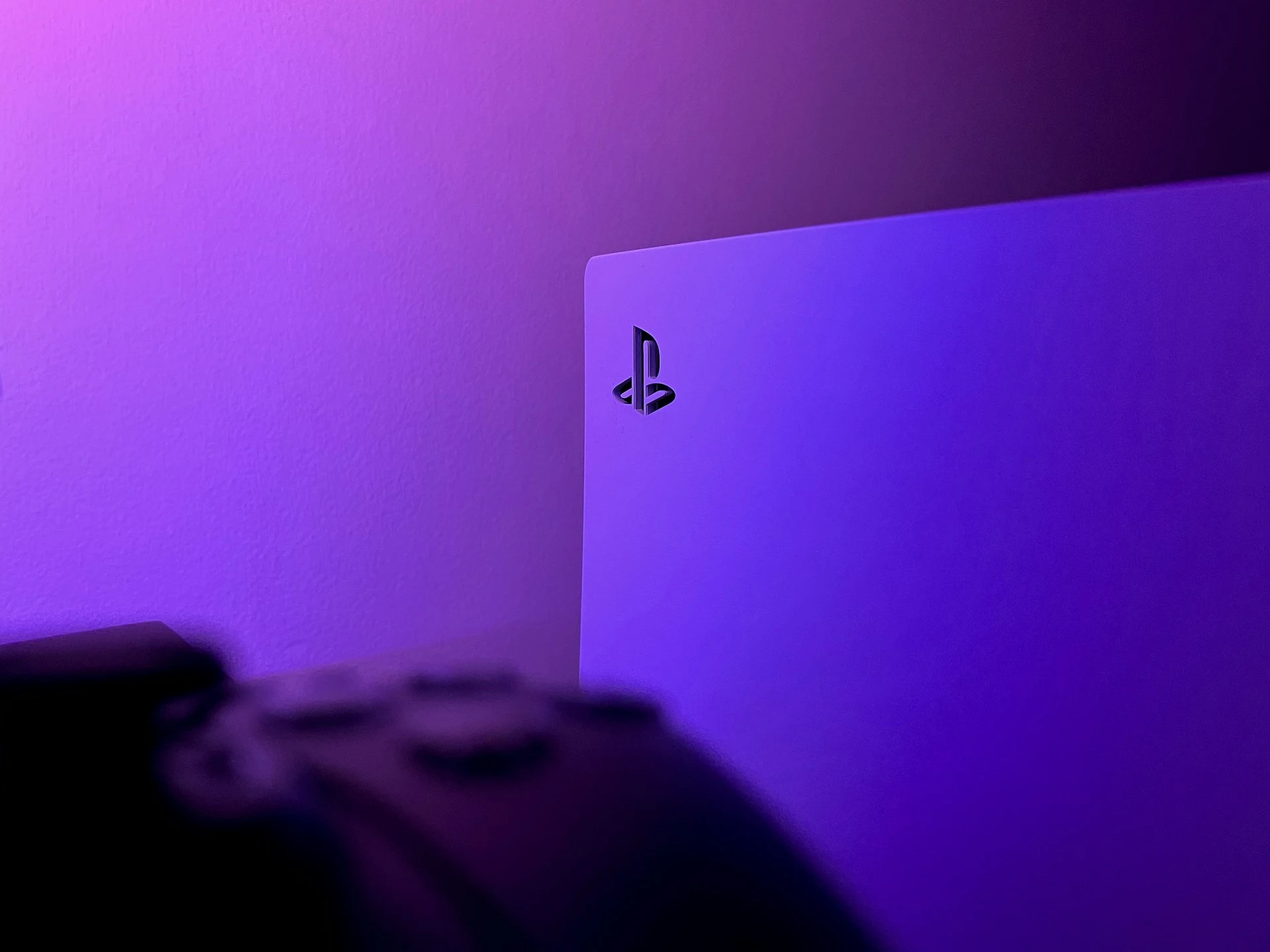 Sony lanza la nueva PlayStation 5 Pro por $700