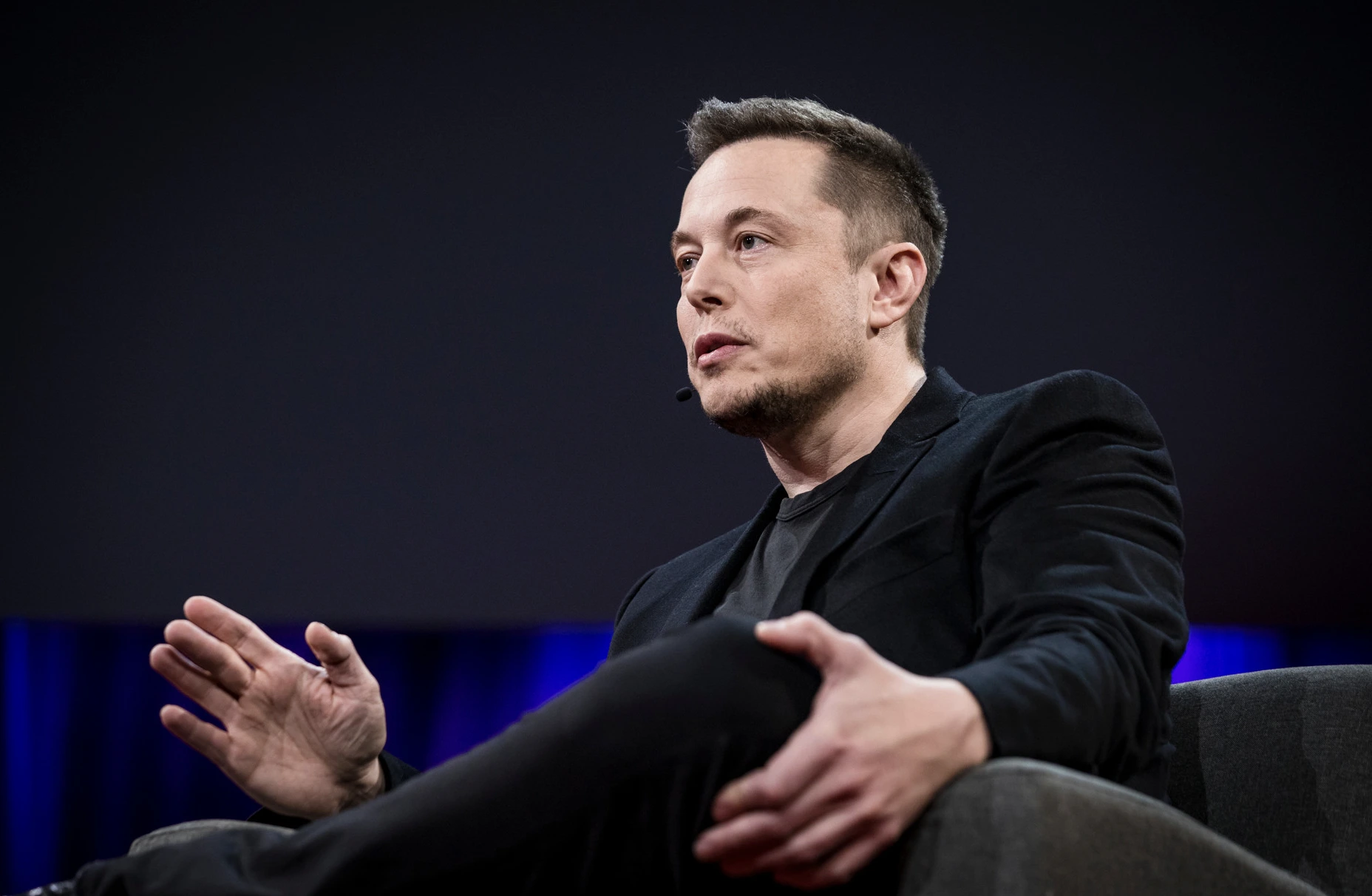 Elon Musk busca bloquear el cambio de estado de OpenAI a entidad con fines de lucro