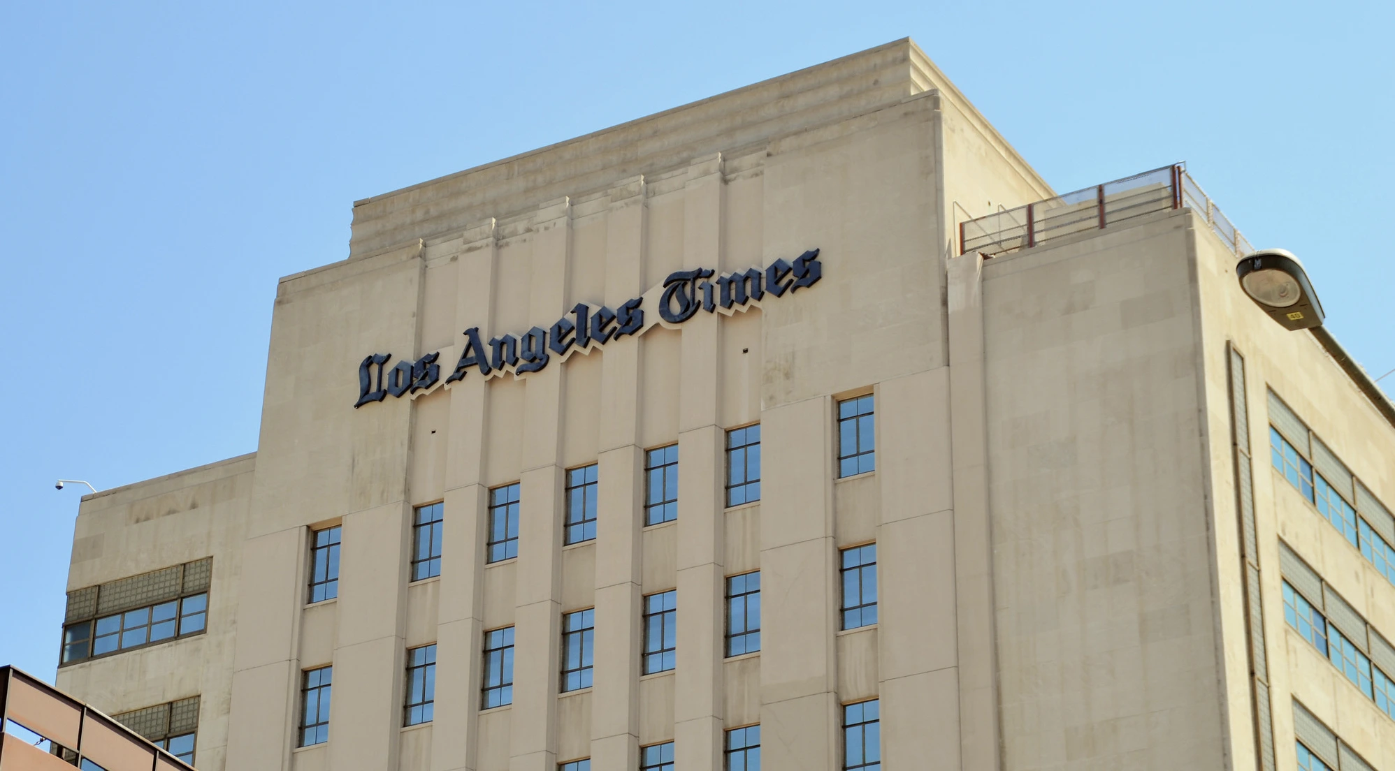 El L.A. Times genera controversia con su “Medidor de Sesgo” de IA