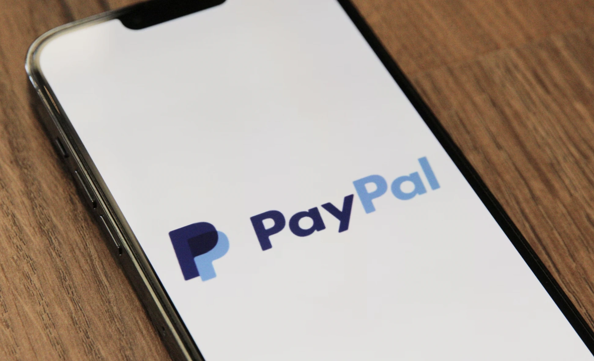 PayPal Multado con $2M por Brecha de Ciberseguridad que Expone Datos de Clientes