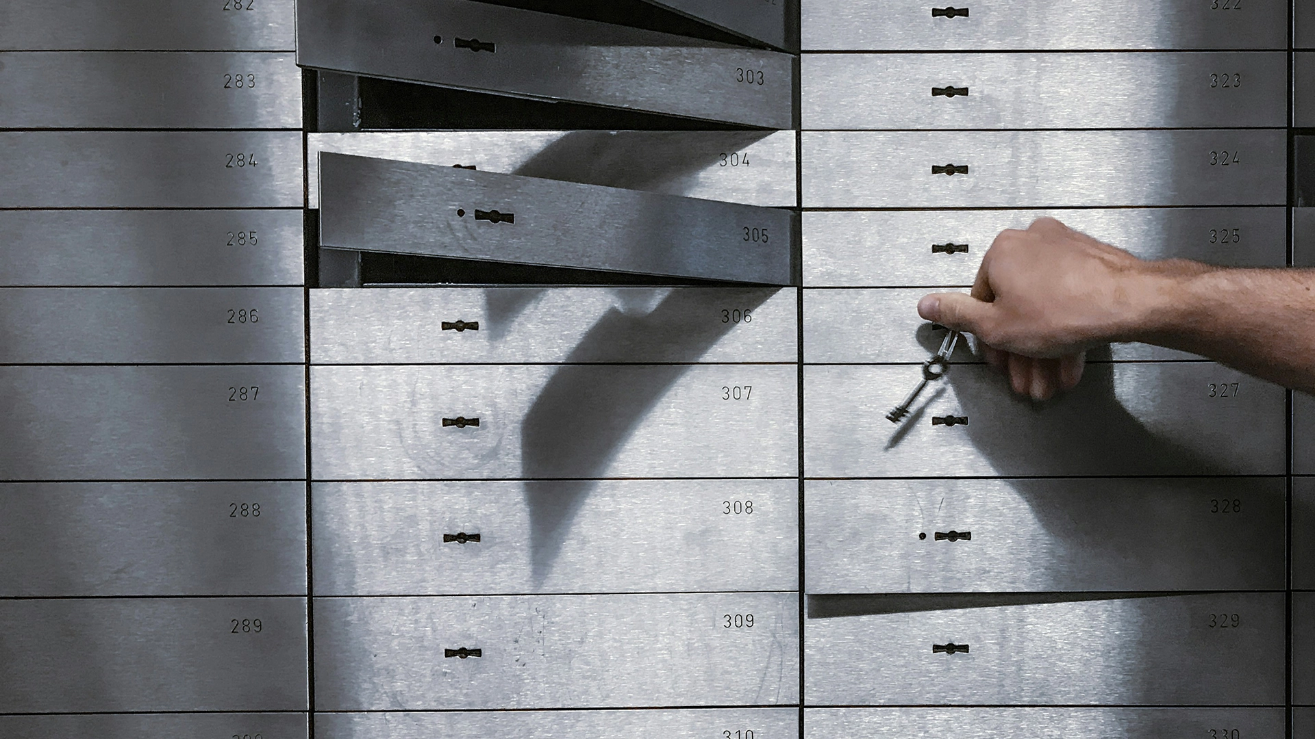 Los hackers ahora pueden abrir rápidamente y con facilidad cajas fuertes de alta seguridad