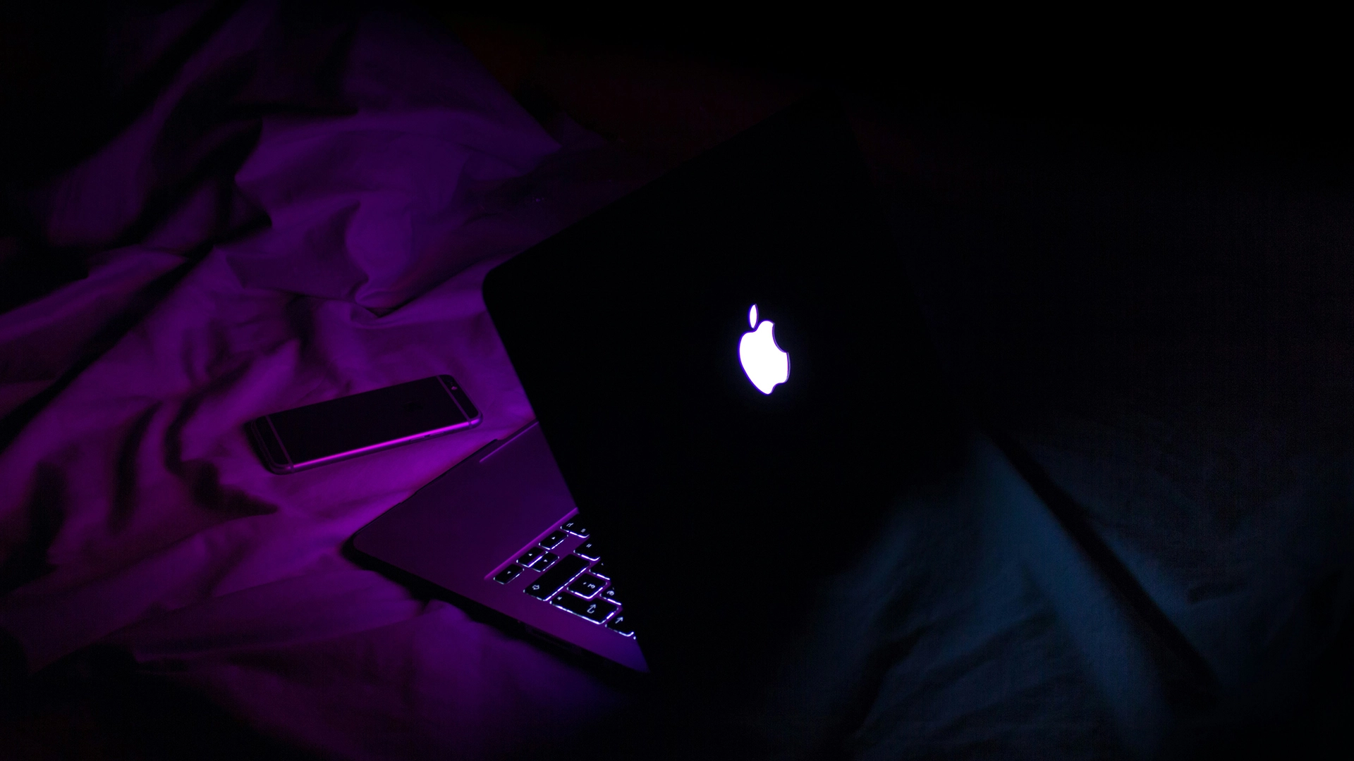 El Informe Revela que el Malware de C&oacute;digo Abierto Captura Im&aacute;genes de las V&iacute;ctimas Viendo Pornograf&iacute;a